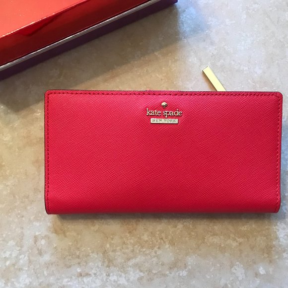 kate spade new york razor red cameron street stacy wallet with gift box - Picture 5 of 7